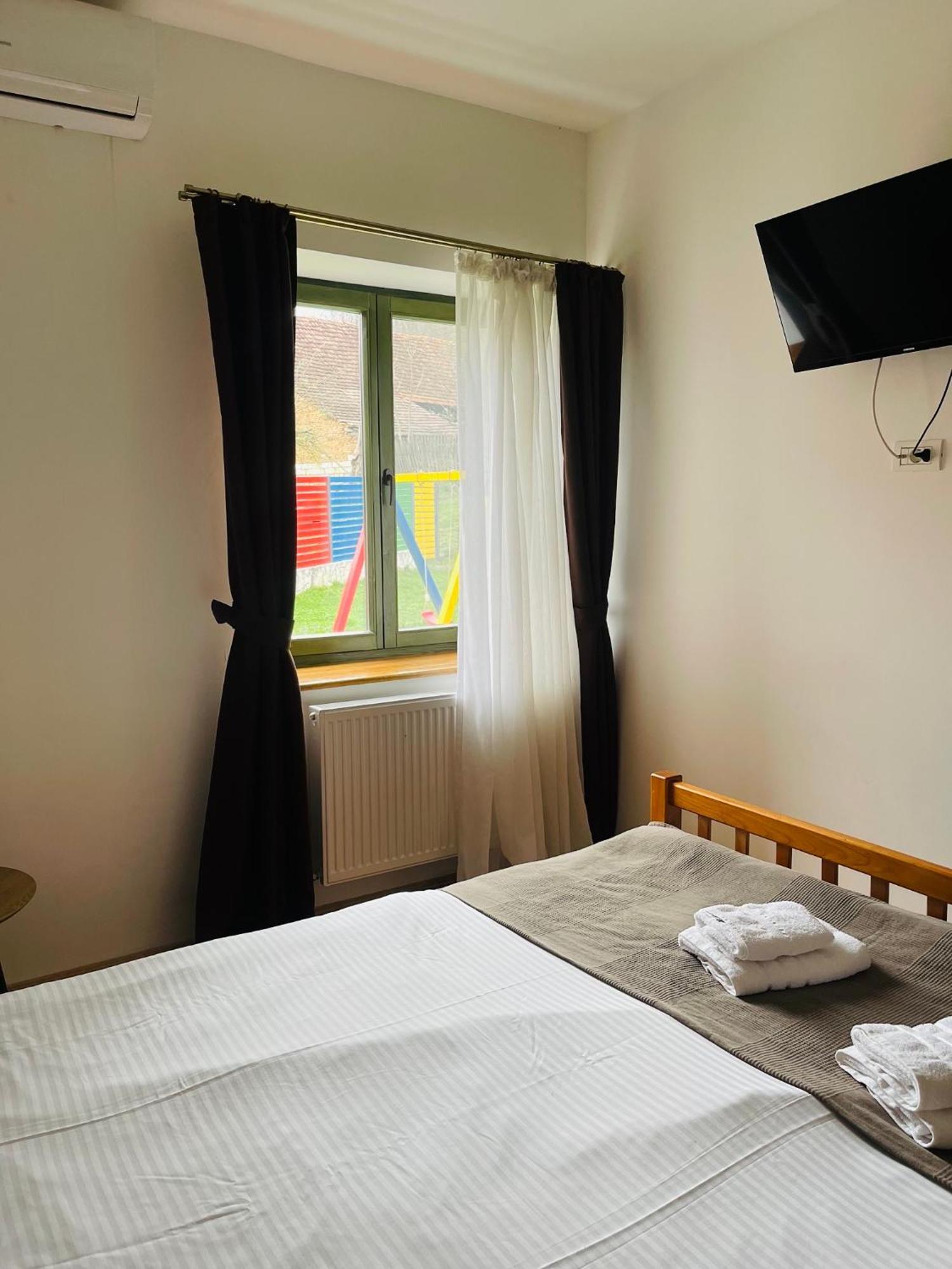 Hotel Domeniul Bondarelului Ocolisu Mic Zewnętrze zdjęcie